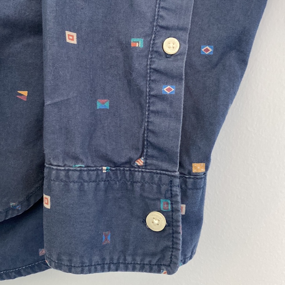 H&M Men’s Size Small Button-Down - Picture 5 of 8